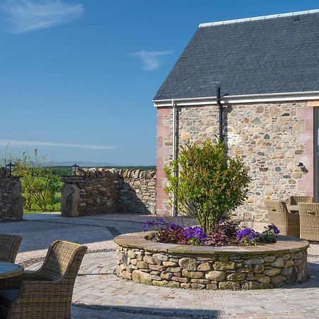 Kipney Farmhouse With Hot Tub Perth Bagian luar foto