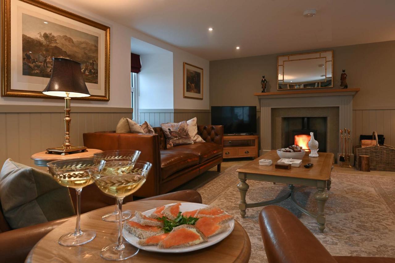 Kipney Farmhouse With Hot Tub Perth Bagian luar foto